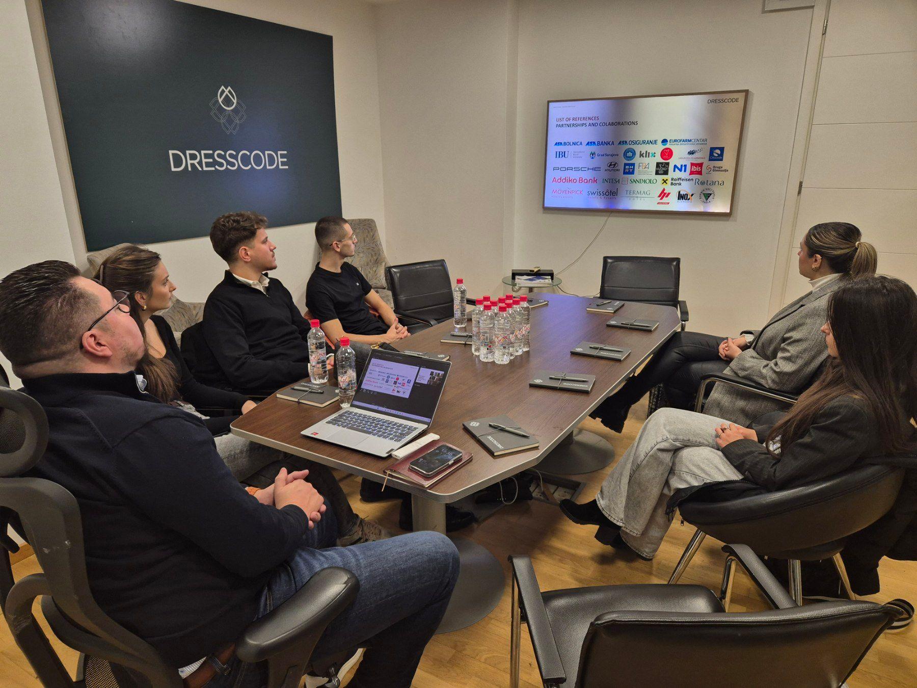 Management Students' Visit to Dresscode: A Valuable Insight into the Fashion Industry