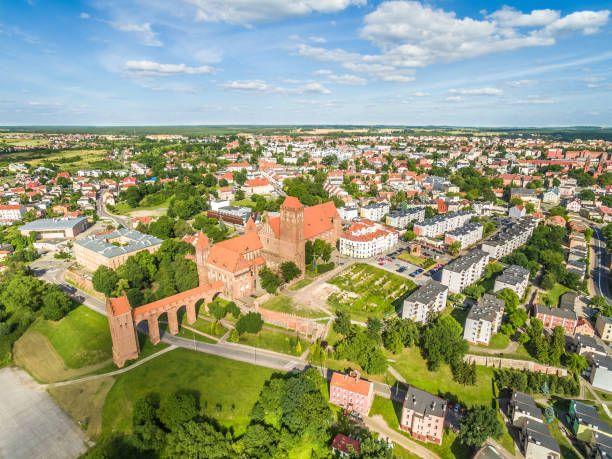 Call for Erasmus+ Staff Mobility to Powislanski University, Poland