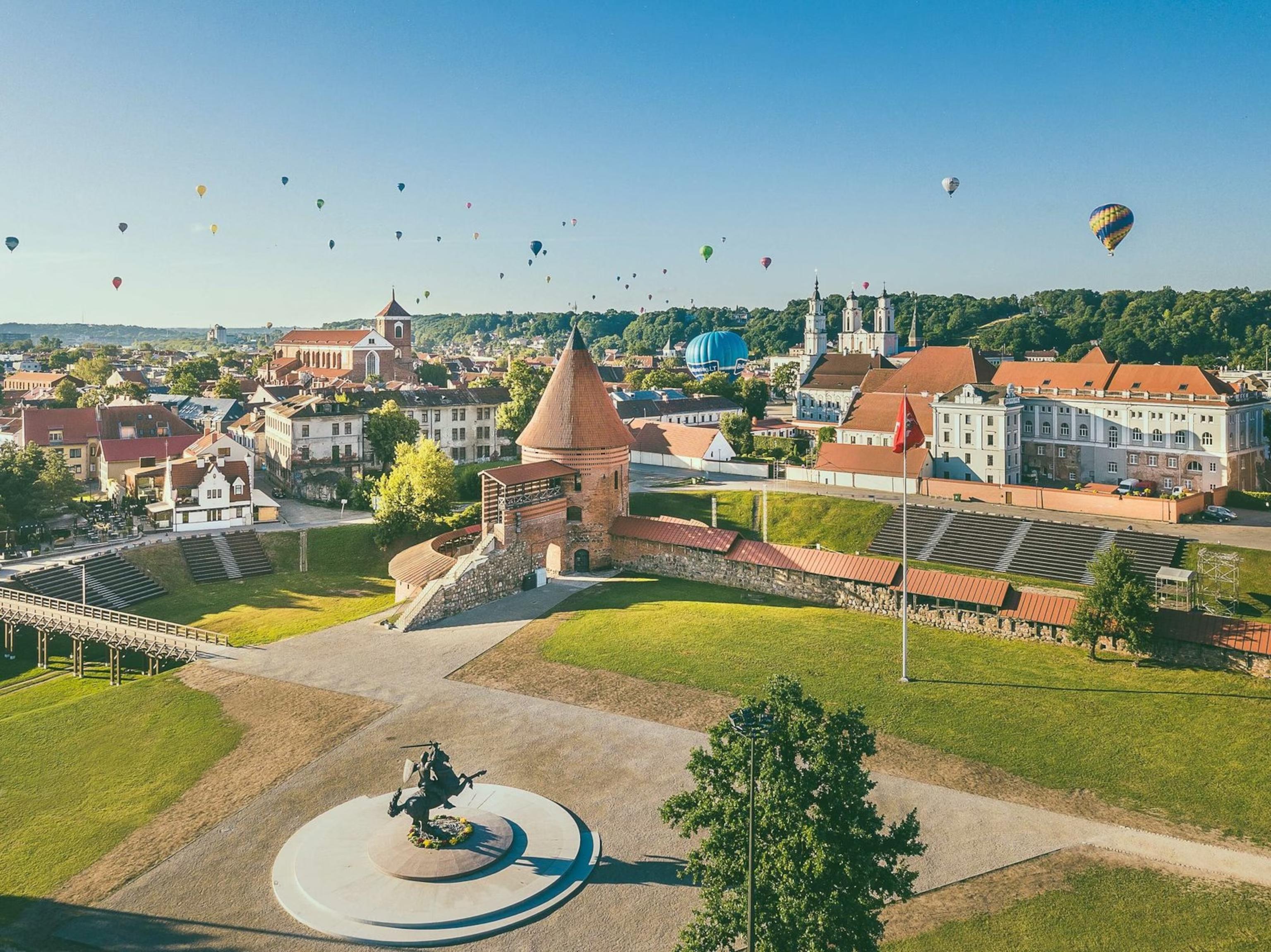 Call for Erasmus+ Staff Mobility to Vytautas Magnus University in Kaunas, Lithuania